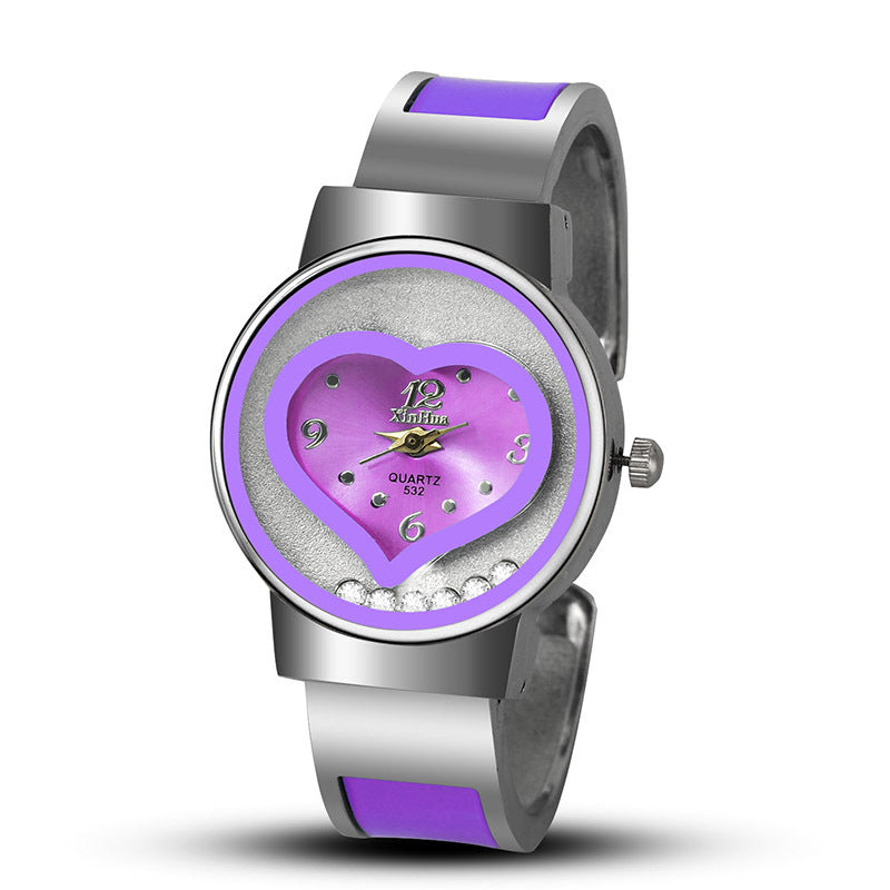 Heart-shaped ladies bracelet quartz watch